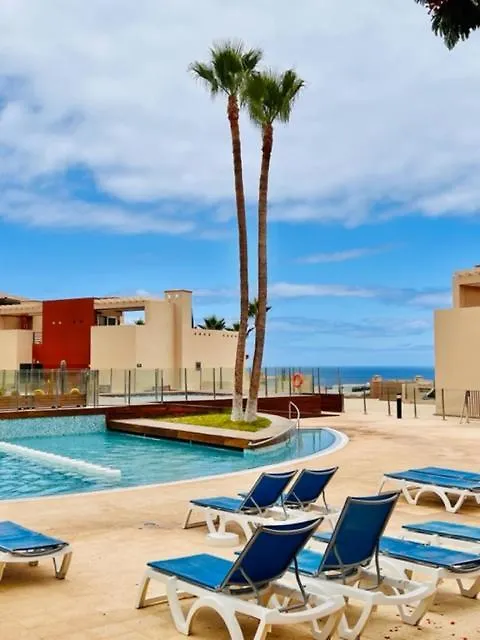 #Seaparaiso# Heated Pool,Private Parking,Fast Wifi Costa Adeje  0*, Costa Adeje (Tenerife)